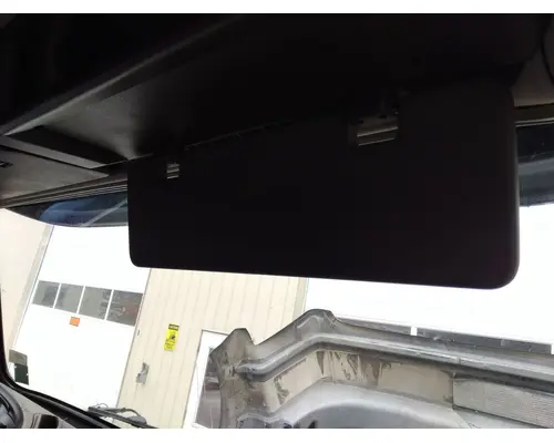 Interior Sun Visor VOLVO VNL LKQ Thompson Motors - Wykoff