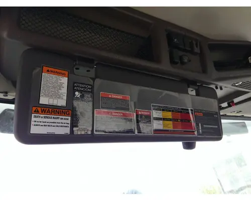 Interior Sun Visor VOLVO VNL LKQ Thompson Motors - Wykoff