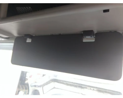 Interior Sun Visor VOLVO VNL LKQ Thompson Motors - Wykoff