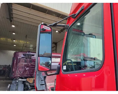 Mirror (Side View) VOLVO VNL LKQ Thompson Motors - Wykoff