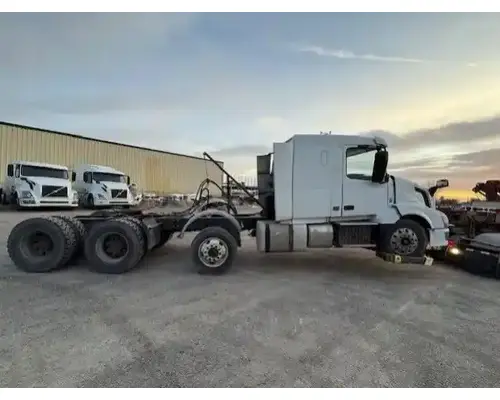 Miscellaneous Parts Volvo VNL Holst Truck Parts