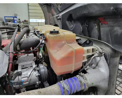 Radiator Overflow Bottle VOLVO VNL LKQ Thompson Motors - Wykoff