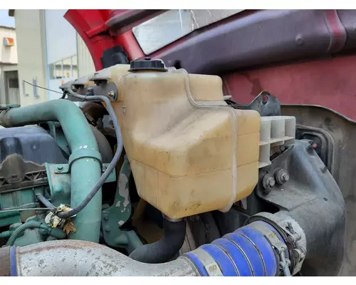 Radiator Overflow Bottle VOLVO VNL LKQ Thompson Motors - Wykoff