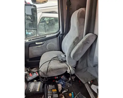 Seat, Front VOLVO VNL LKQ Evans Heavy Truck Parts