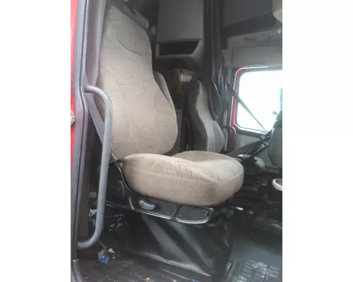 Seat, Front VOLVO VNL LKQ Thompson Motors - Wykoff