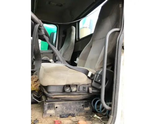Seat, Front VOLVO VNL LKQ Evans Heavy Truck Parts
