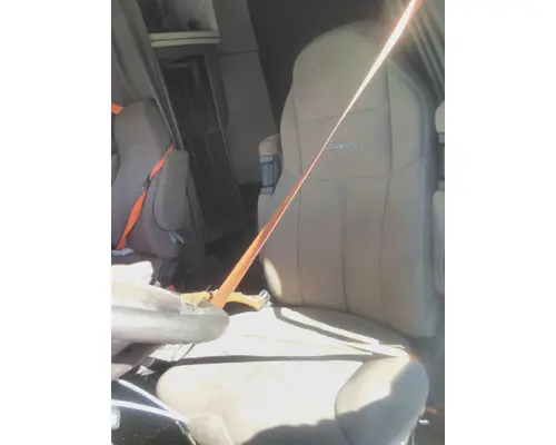 Seat, Front VOLVO VNL LKQ Evans Heavy Truck Parts