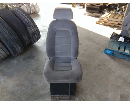 Seat, Front VOLVO VNL LKQ Thompson Motors - Wykoff