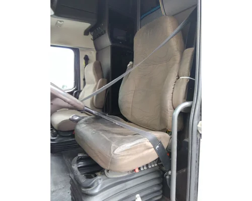 Seat, Front VOLVO VNL LKQ Thompson Motors - Wykoff