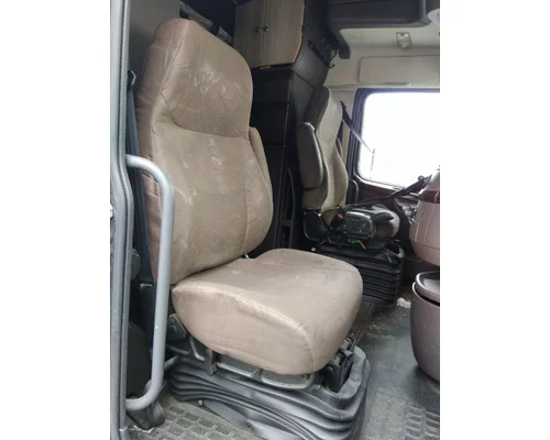 Seat, Front VOLVO VNL LKQ Thompson Motors - Wykoff