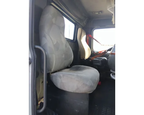 Seat, Front VOLVO VNL LKQ Thompson Motors - Wykoff