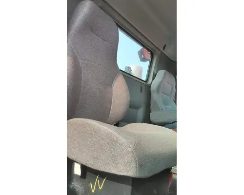 Seat, Front VOLVO VNL LKQ Heavy Truck - Goodys
