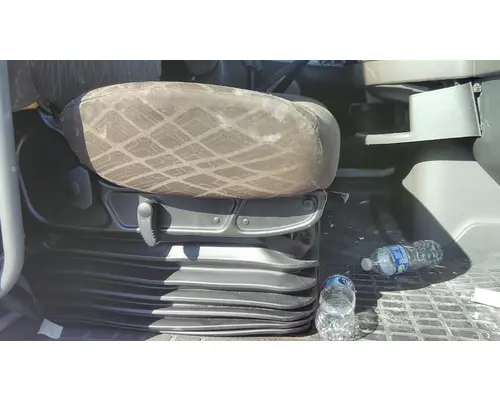 Seat, Front VOLVO VNL LKQ Heavy Truck - Goodys