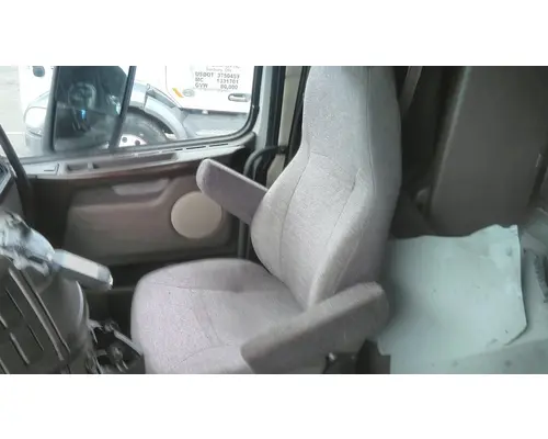 Seat, Front VOLVO VNL LKQ Heavy Truck - Goodys