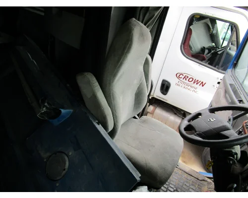 Seat, Front VOLVO VNL Tim Jordan's Truck Parts, Inc.