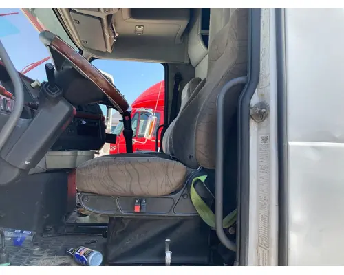 Seat, Front Volvo VNL Vander Haags Inc Sp
