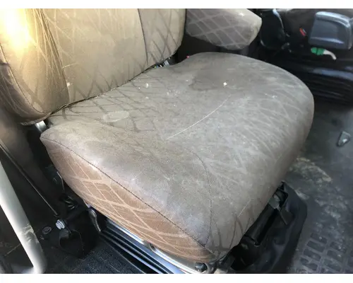 Seat, Front Volvo VNL Vander Haags Inc Kc