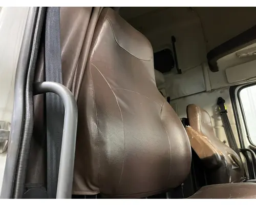 Seat, Front Volvo VNL Vander Haags Inc WM