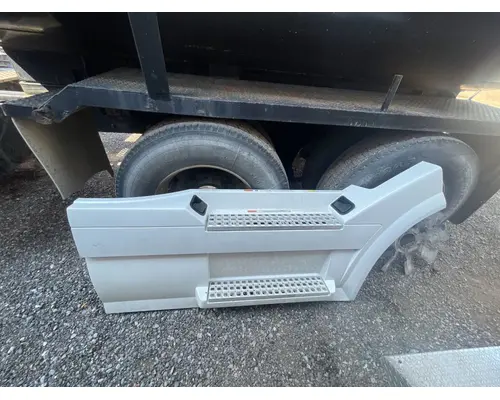 Side Fairing Volvo VNL Dixie Truck Centre