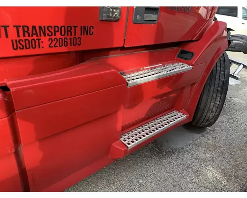 Skirt VOLVO VNL Custom Truck One Source