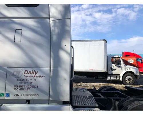 Sleeper Fairing Volvo VNL Vander Haags Inc Dm