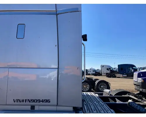 Sleeper Fairing Volvo VNL Vander Haags Inc Col
