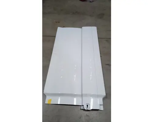 Sleeper Fairing VOLVO VNL K &amp; R Truck Sales, Inc.