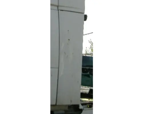 Sleeper Fairing VOLVO VNL Sam's Riverside Truck Parts Inc