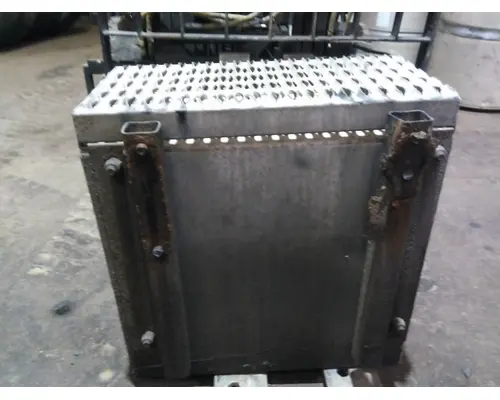 Tool Box VOLVO VNL LKQ Wholesale Truck Parts