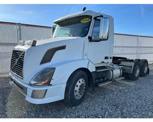 Complete Vehicle Volvo VNL Vander Haags Inc Col