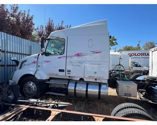 Complete Vehicle VOLVO VNL Vriens Truck Parts