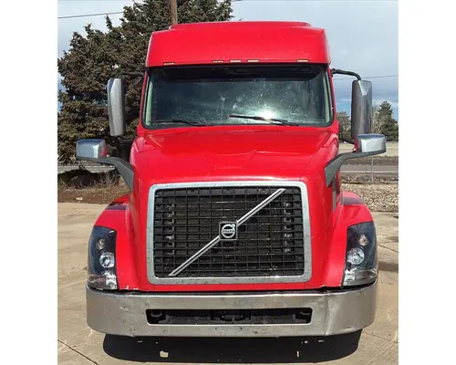 Complete Vehicle VOLVO VNL LKQ Western Truck Parts