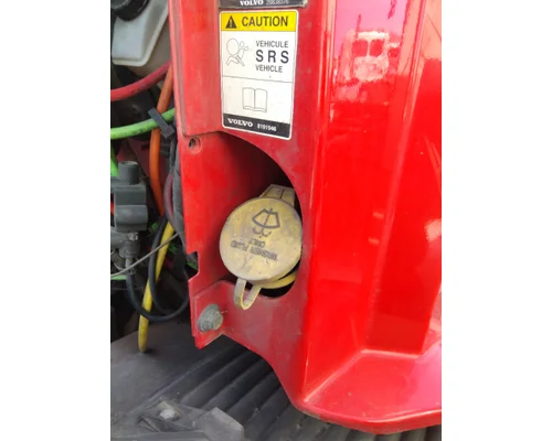 Windshield Washer Reservoir VOLVO VNL LKQ Heavy Truck - Tampa