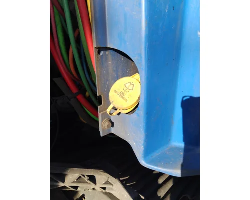 Windshield Washer Reservoir VOLVO VNL LKQ Heavy Truck - Tampa