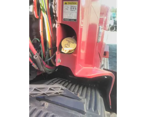 Windshield Washer Reservoir VOLVO VNL LKQ Evans Heavy Truck Parts