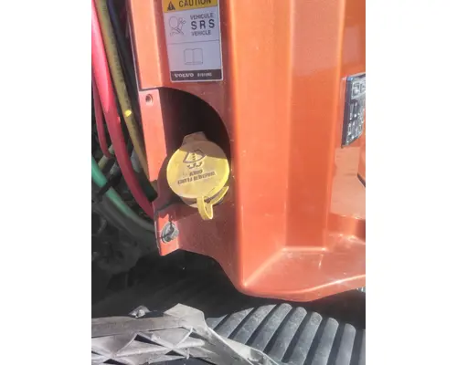 Windshield Washer Reservoir VOLVO VNL LKQ Evans Heavy Truck Parts