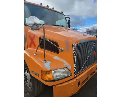 Hood VOLVO VNM 1998-2003 LKQ Wholesale Truck Parts