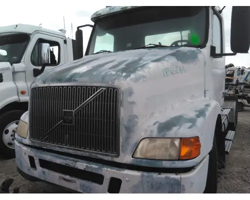 Hood VOLVO VNM 1998-2003 LKQ Heavy Truck - Tampa