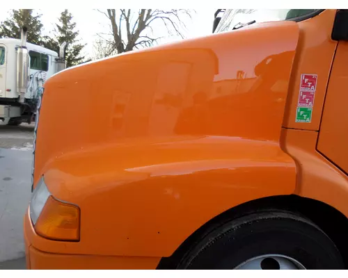 Hood VOLVO VNM 1998-2003 LKQ Thompson Motors - Wykoff