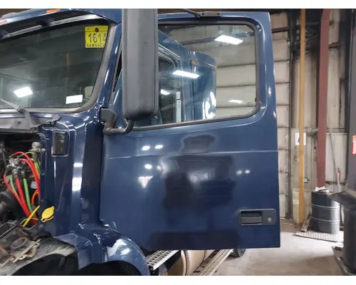 Door Assembly, Front VOLVO VNM 1999-2020 LKQ Geiger Truck Parts