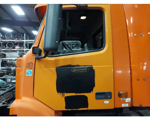 Door Assembly, Front VOLVO VNM 1999-2020 LKQ Geiger Truck Parts