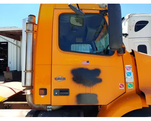 Door Assembly, Front VOLVO VNM 1999-2020 LKQ Geiger Truck Parts