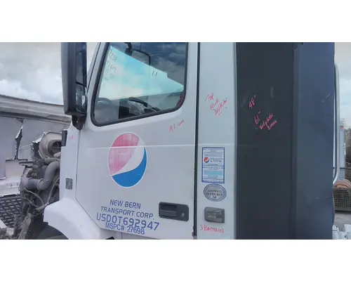 Door Assembly, Front VOLVO VNM 1999-2020 LKQ Heavy Truck - Goodys