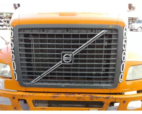 Grille VOLVO VNM 2004-2020 LKQ Thompson Motors - Wykoff