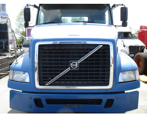 Hood VOLVO VNM 2004-2020 LKQ Heavy Truck - Tampa