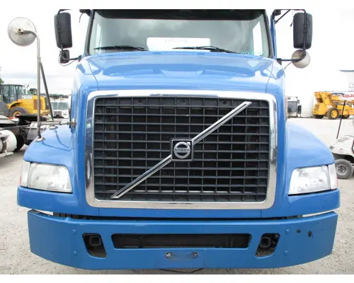 Hood VOLVO VNM 2004-2020 LKQ Heavy Truck - Tampa