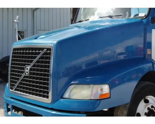 Hood VOLVO VNM 2004-2020 LKQ Geiger Truck Parts