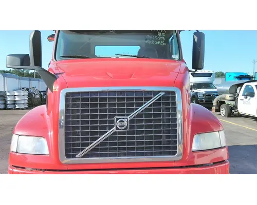 Hood VOLVO VNM 2004-2020 LKQ Heavy Truck - Goodys
