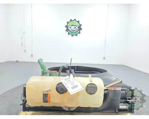 Radiator VOLVO VNM 200 Dex Heavy Duty Parts, LLC  