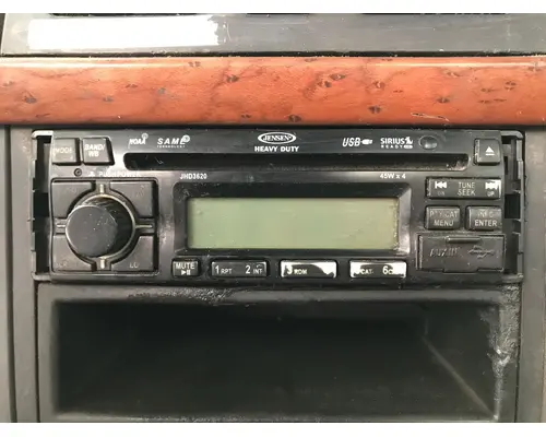 Radio Volvo VNM Vander Haags Inc Cb